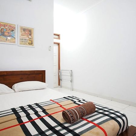 Zenrra House Hotel Bandung Exterior photo