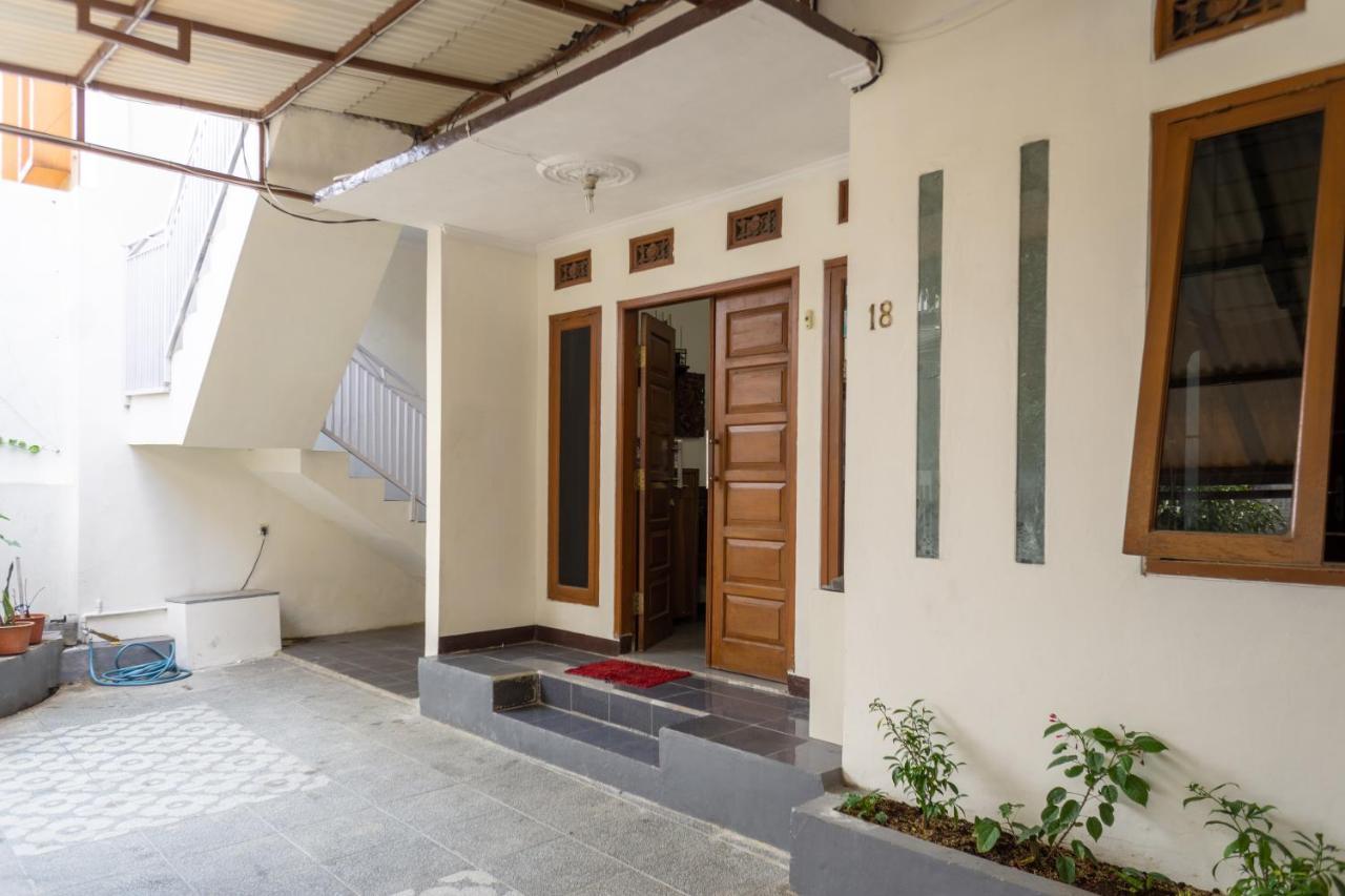 Zenrra House Hotel Bandung Exterior photo
