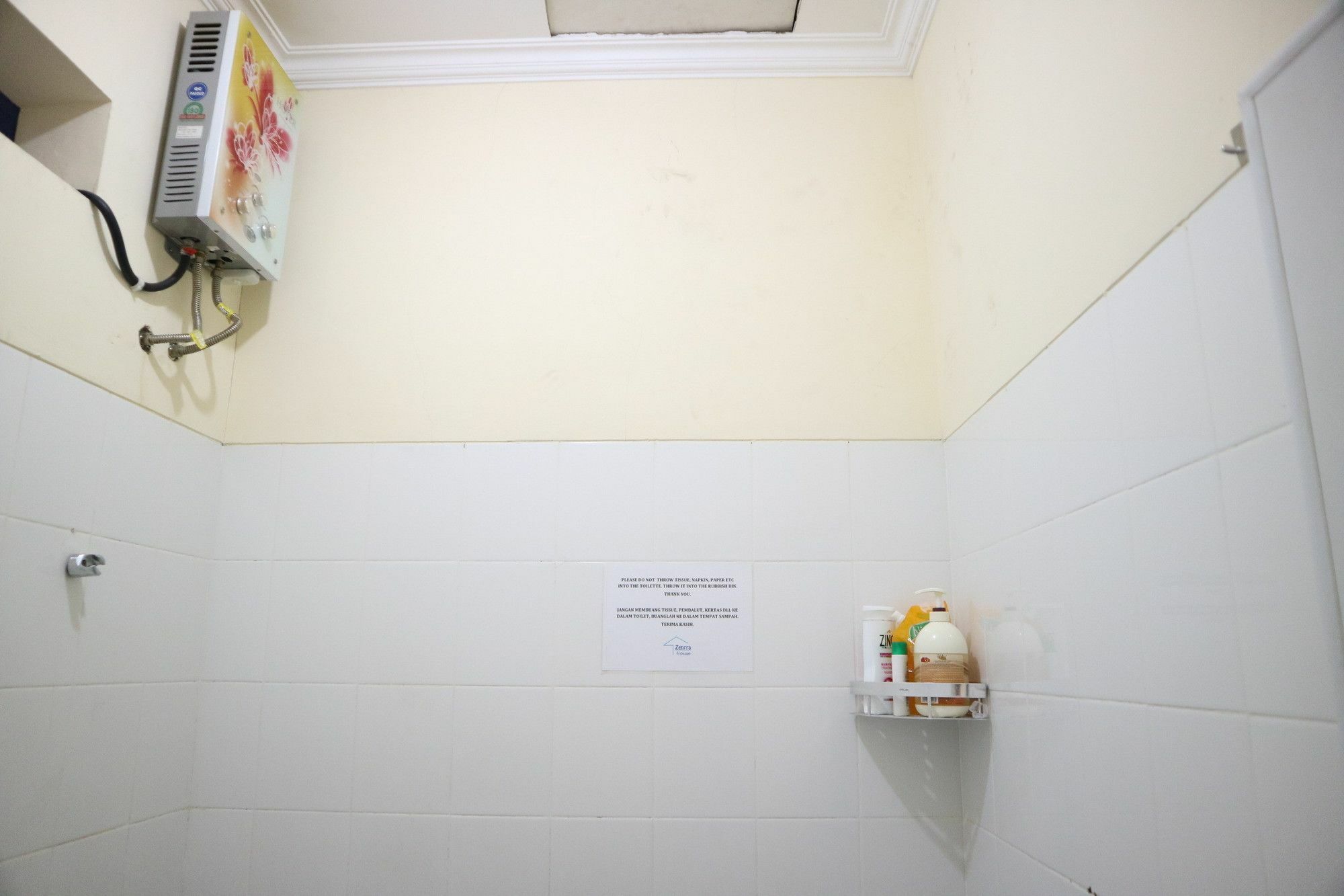 Zenrra House Hotel Bandung Exterior photo
