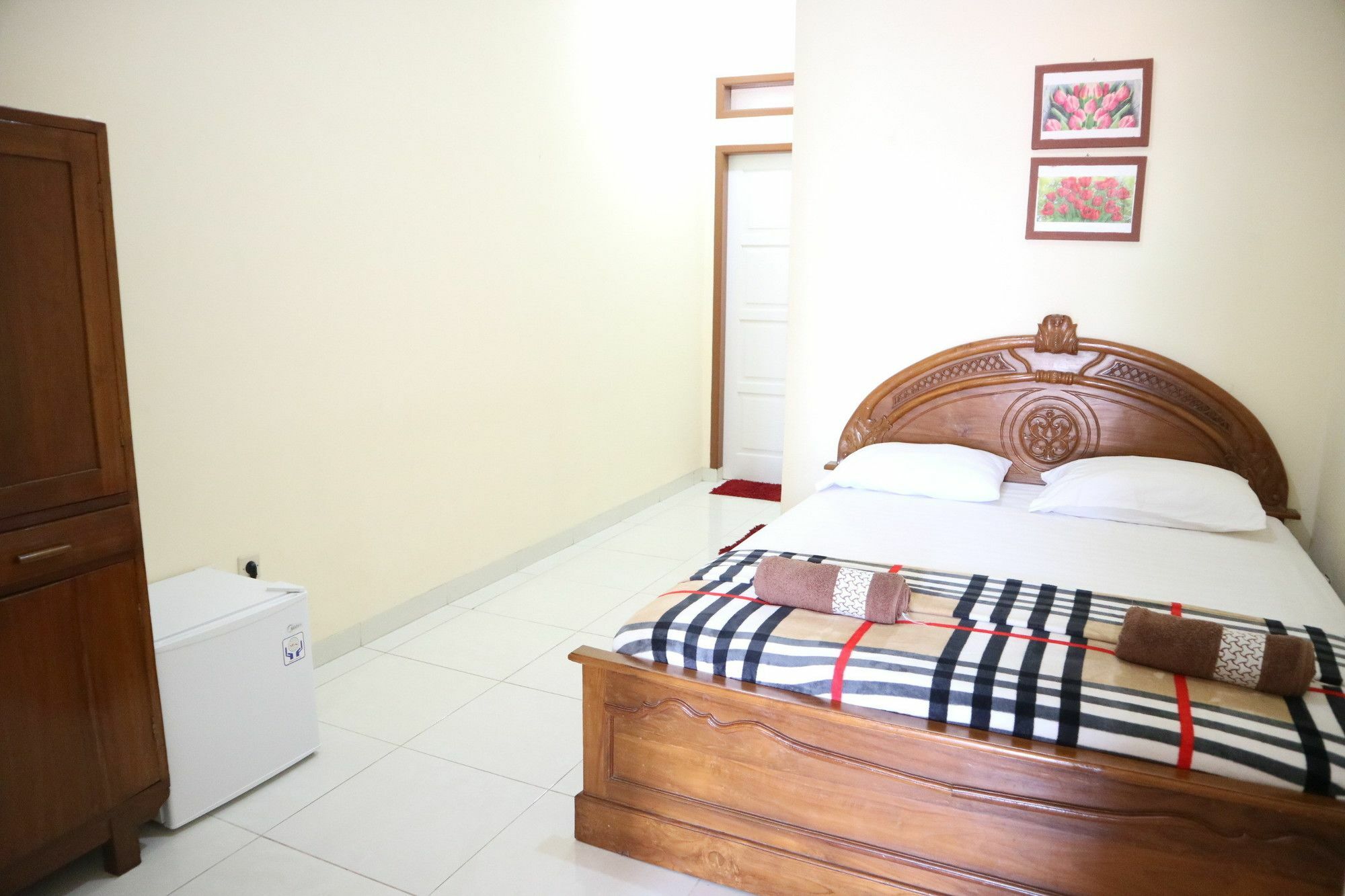 Zenrra House Hotel Bandung Exterior photo