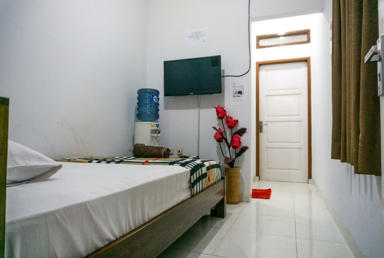 Zenrra House Hotel Bandung Exterior photo